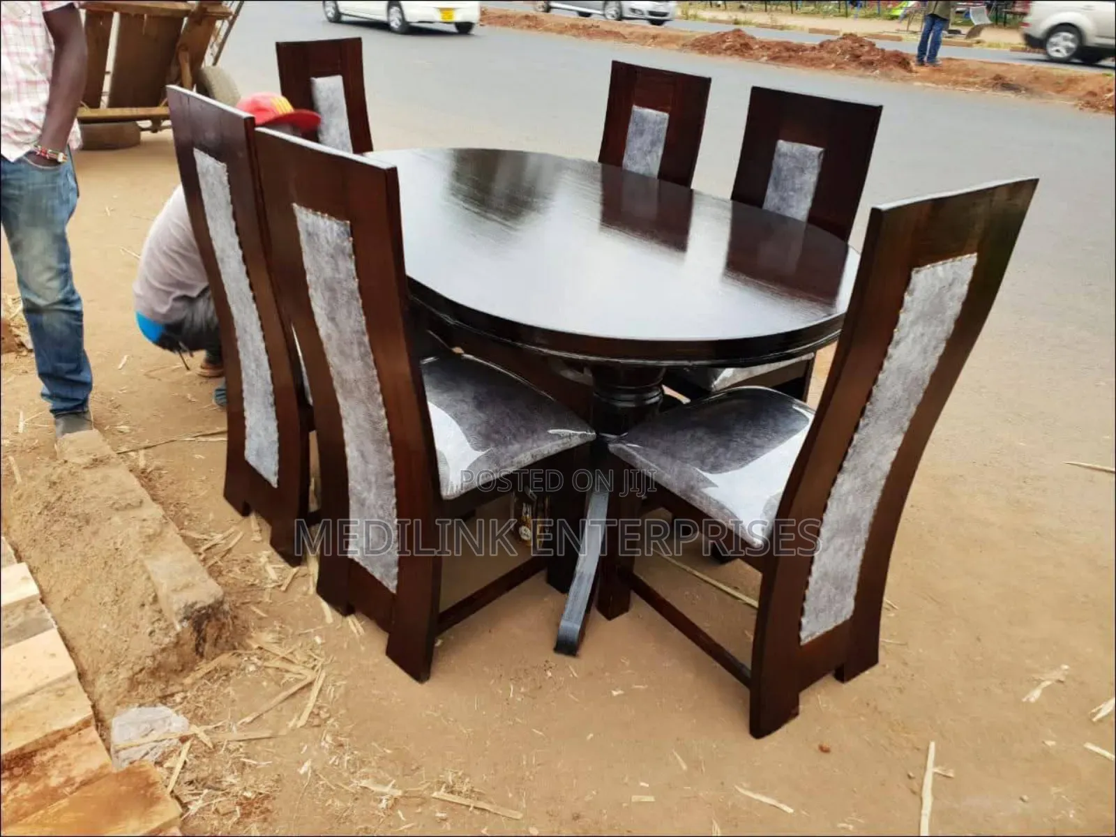 Oval Mixed Chairs Dinning Table Set