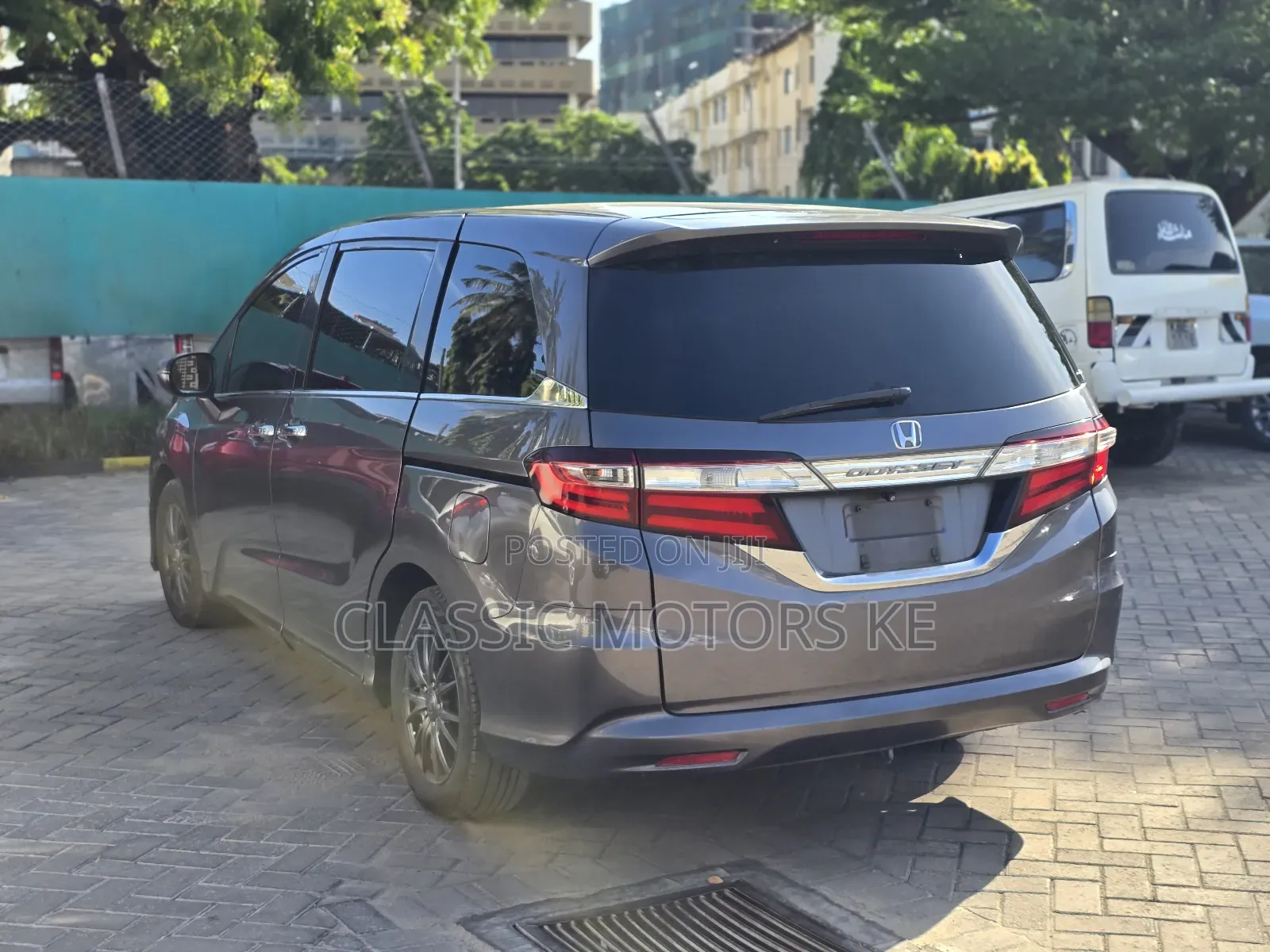 Honda Odyssey 2.4 G 2WD (8 seater) 2018 Silver
