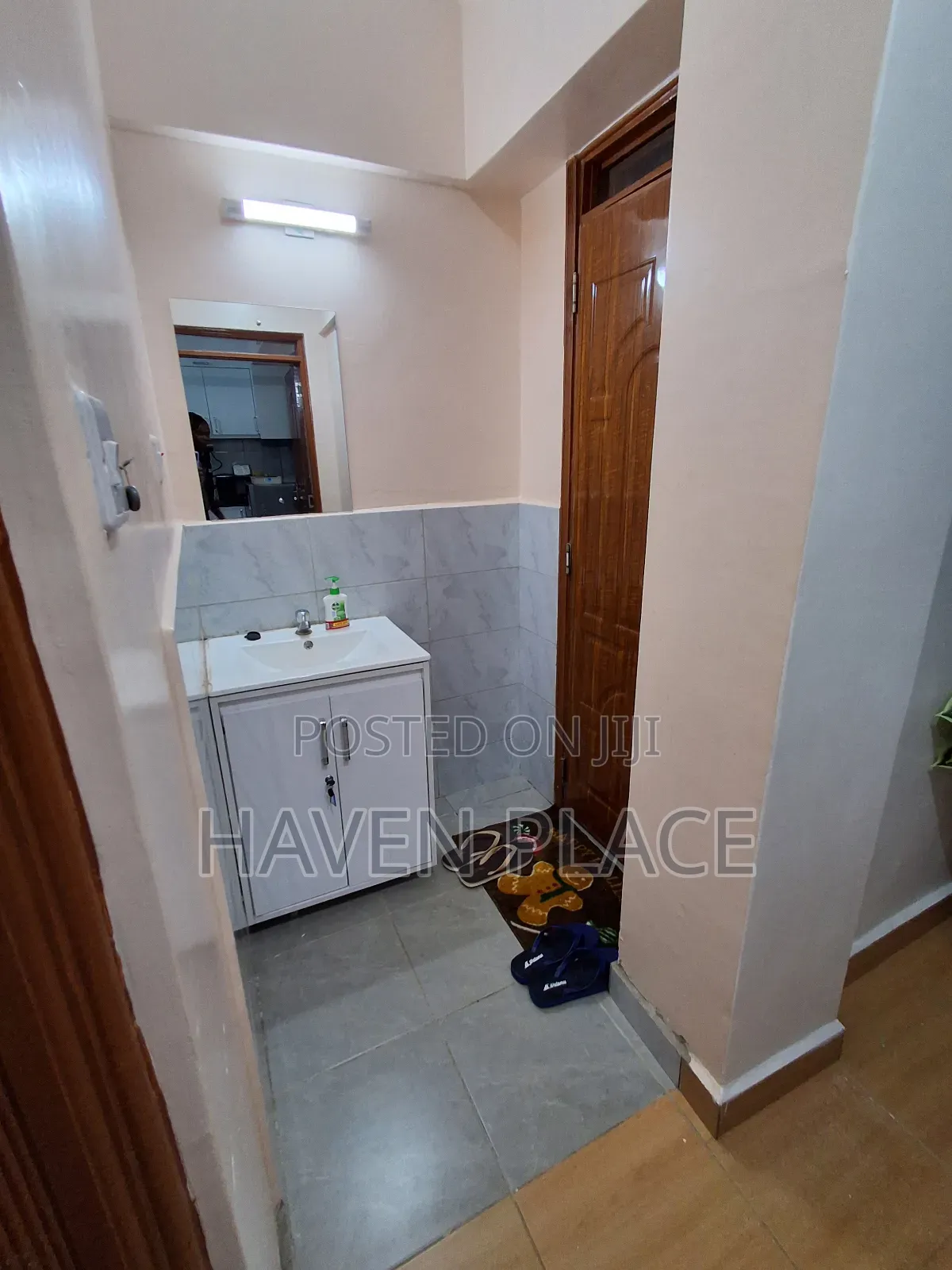 1 Bedroom Apartment Behind Greenspot on Eastern Bypaa