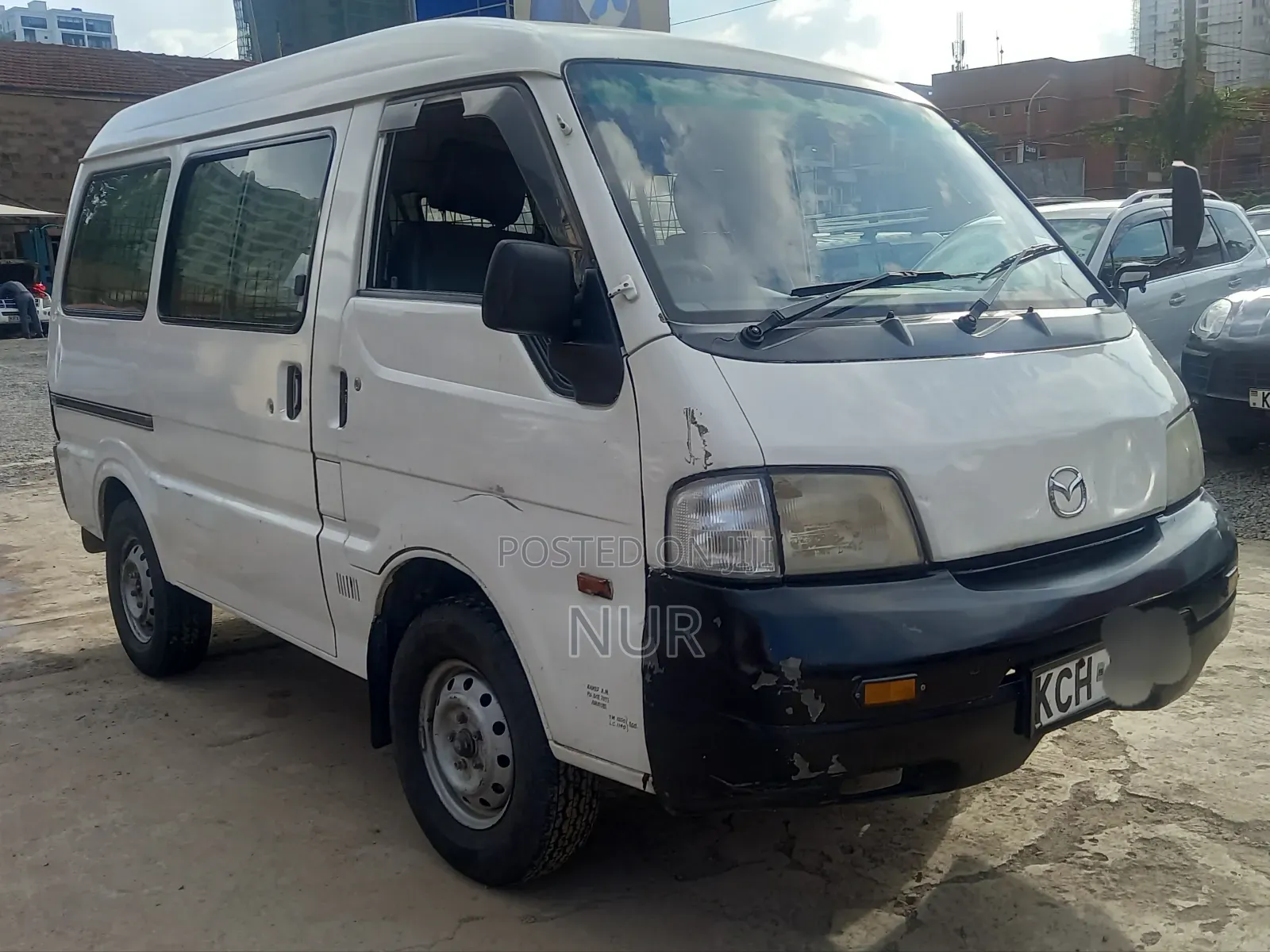 Mazda B-series 2005 White