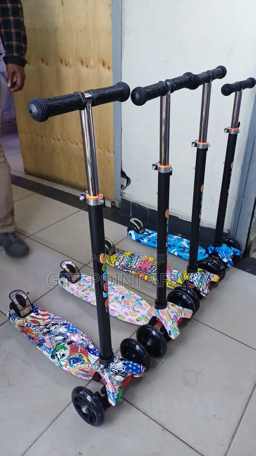 Strong Durable And Adjustable Scooters With Lighting Wheels For Kids