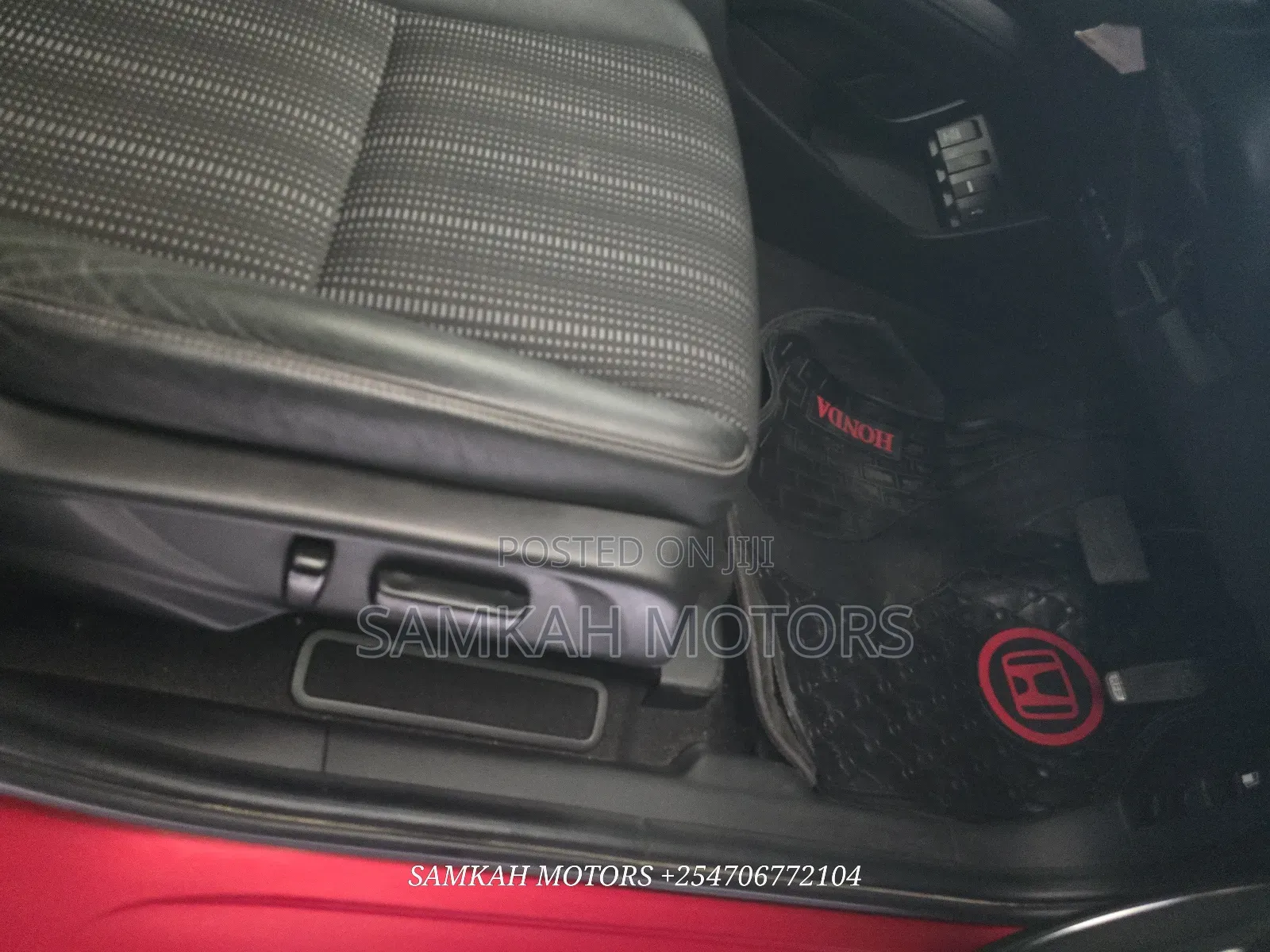 Honda Vezel 2016 Red