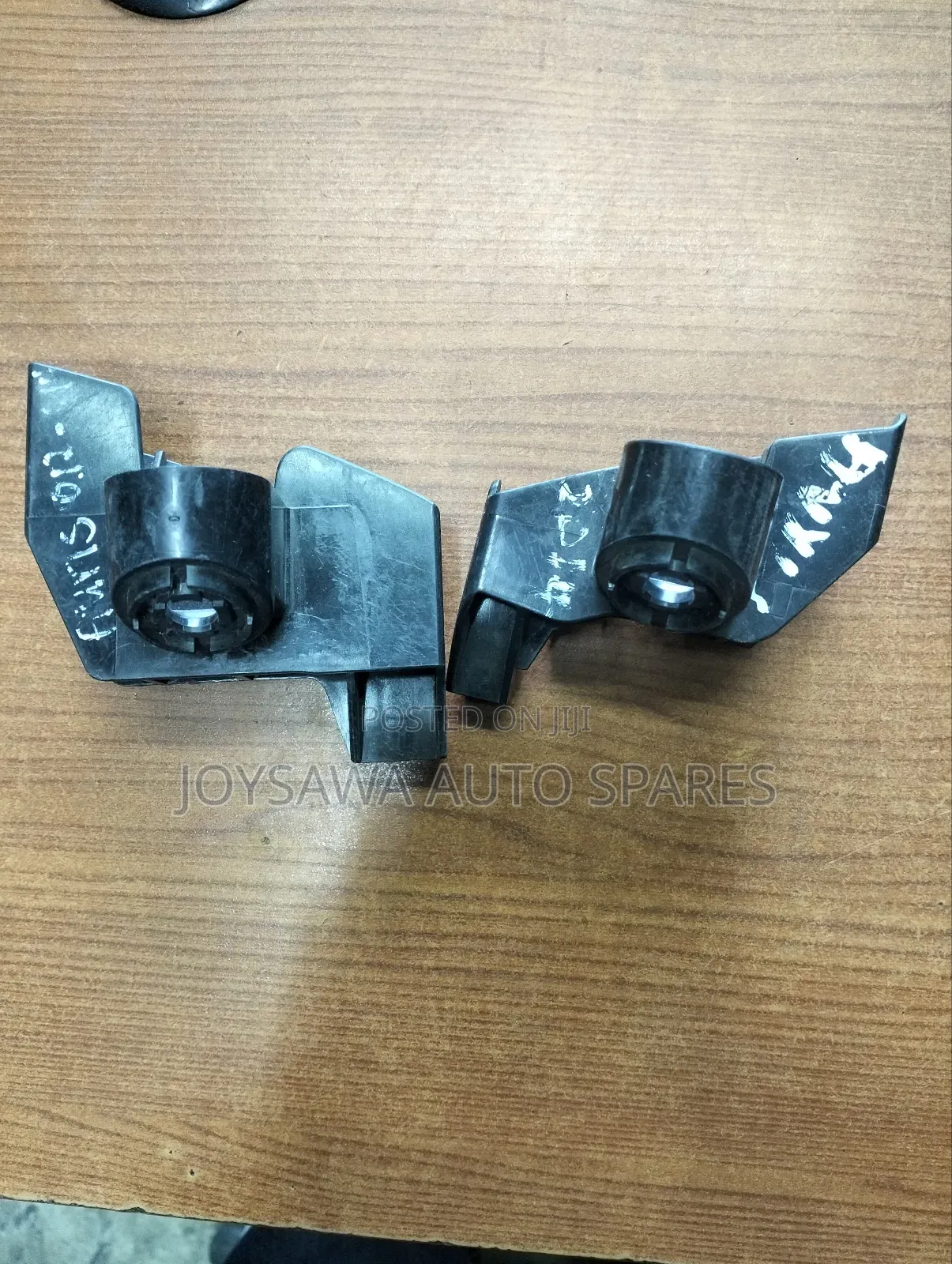 Toyota Auris 2012/14 Taillight Bracket