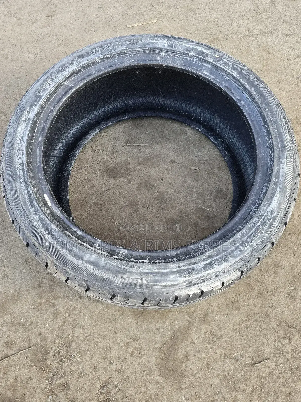 275 /40 R19 Centera Tyres