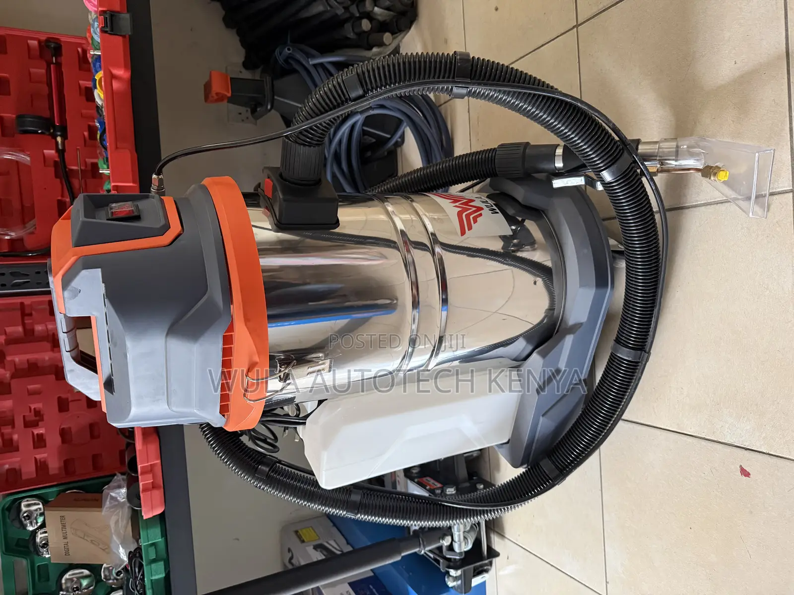 Spray Vacuum Cleaner