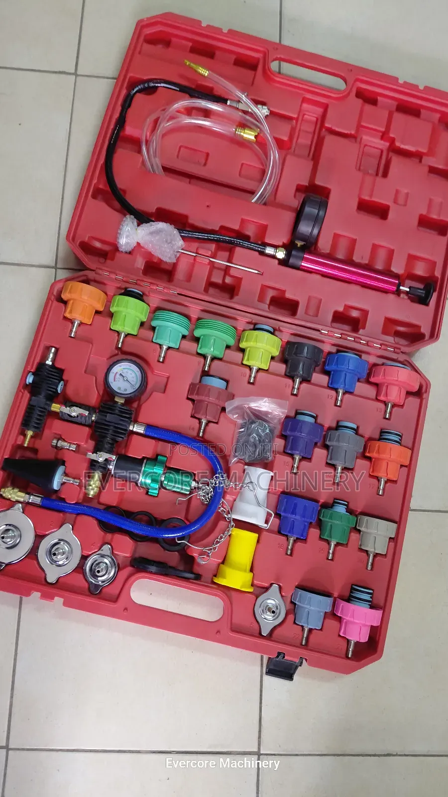 Heavy Duty Radiator Pressure Tester Machine With All Accessories.