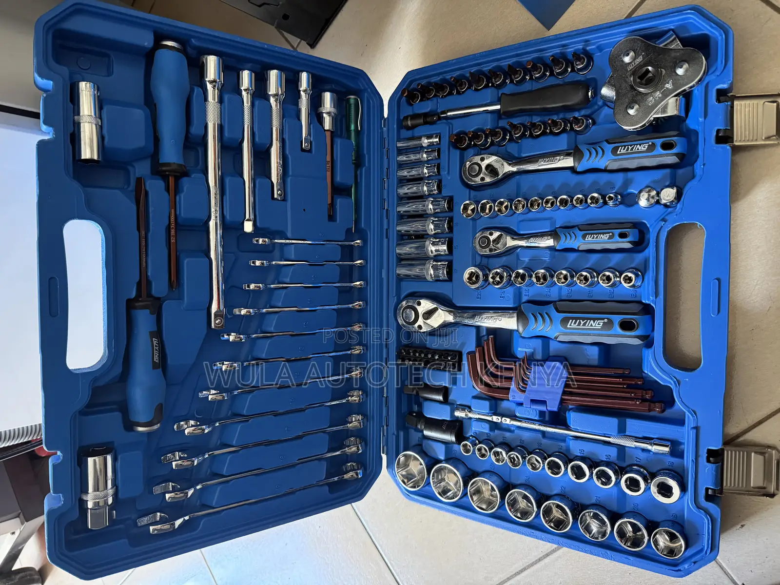 121 Pieces Tool Box Set