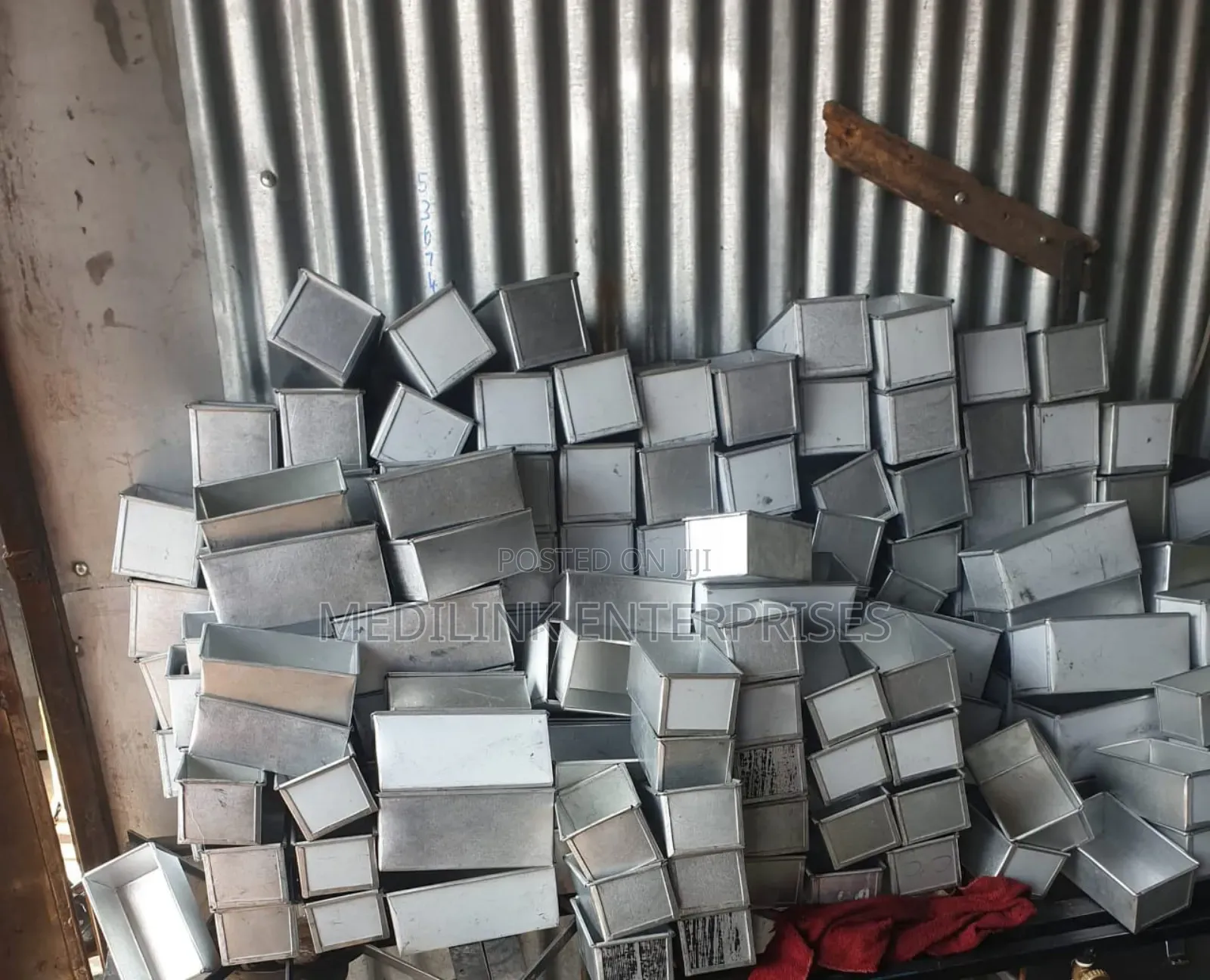 Galvanized 400g Bread Baking Tins