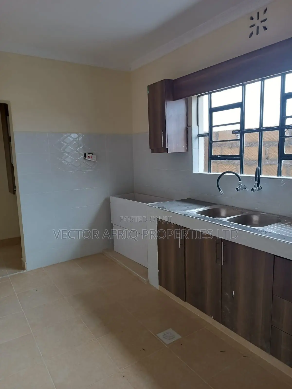 3bdrm Bungalow in Kitengela for sale