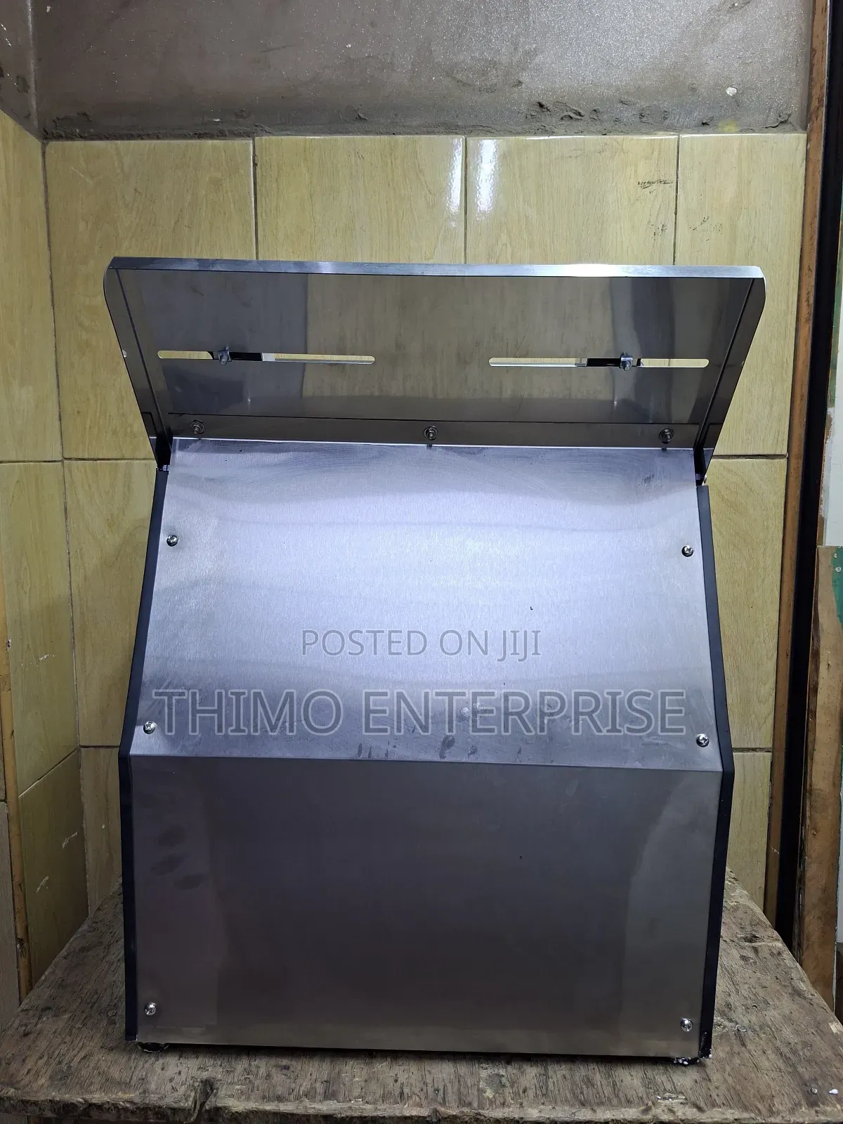 Commercial Bread Slicer.