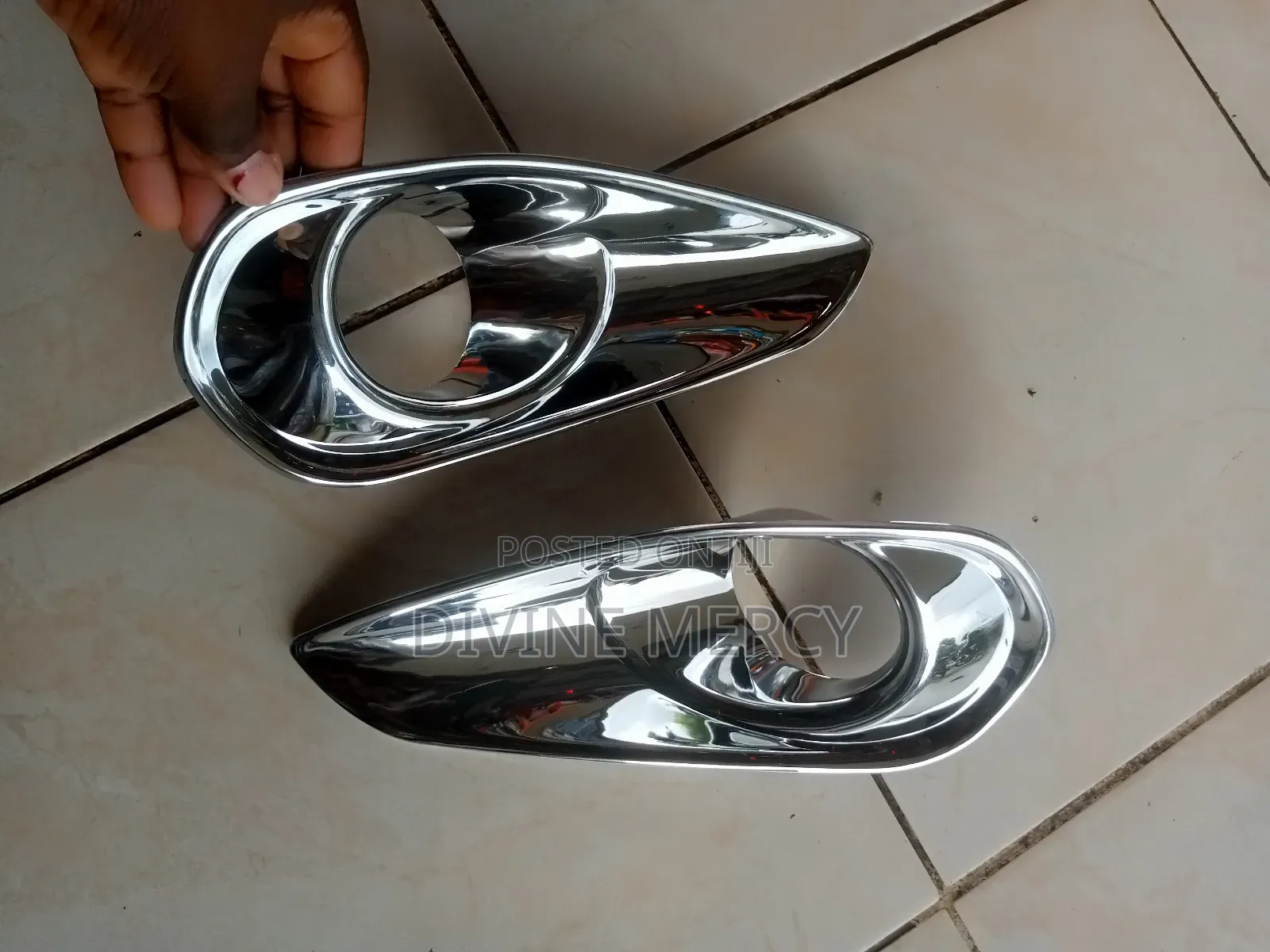 Toyota Harrier Fog Light Cover 2016 Model