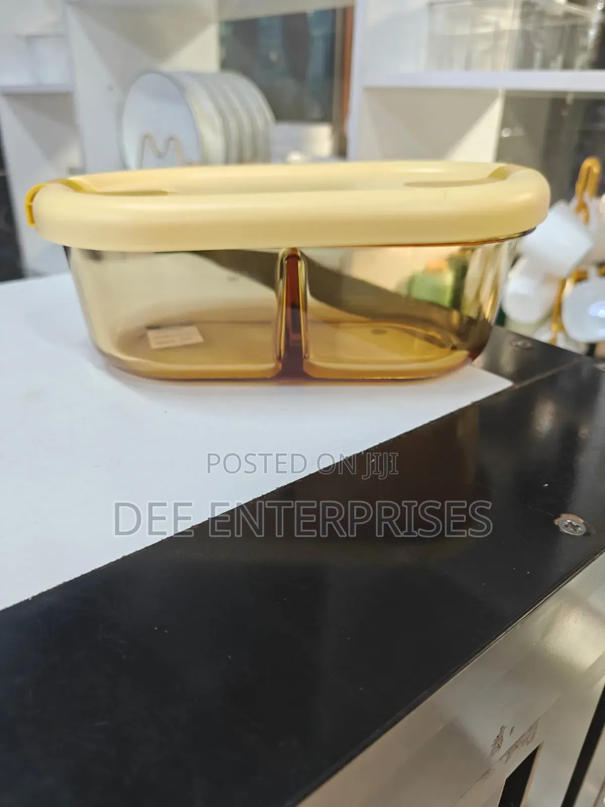 Double Partitioned Borosilicate Glass Food Containers