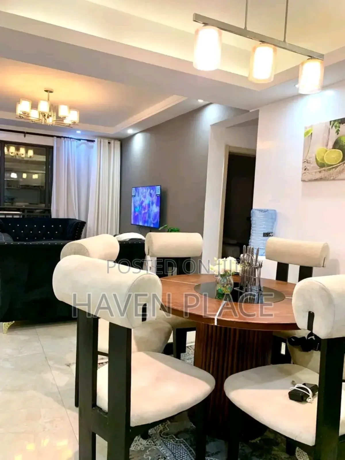 3 Bedroom
Lavington Along Kingara Road