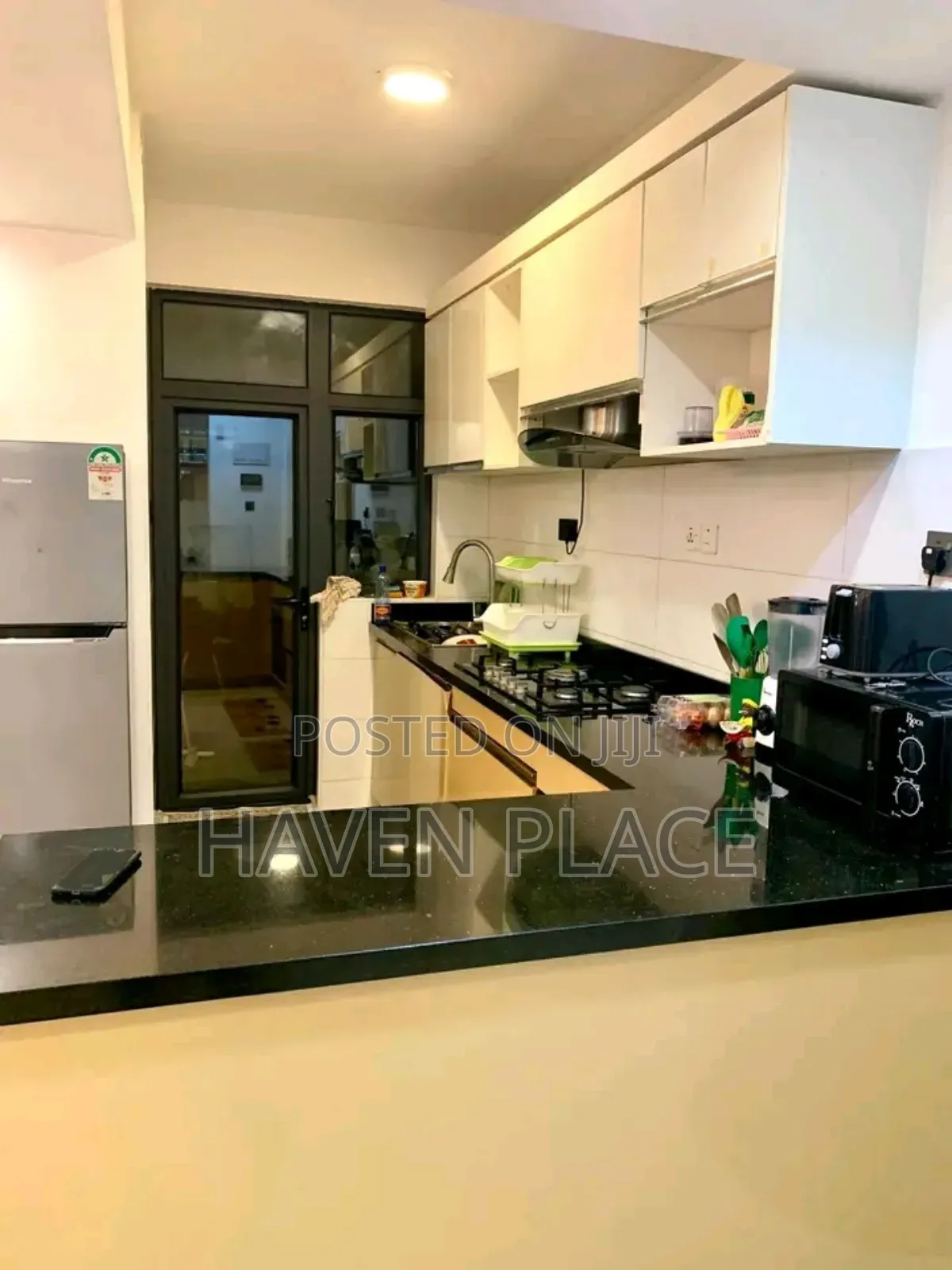 3 Bedroom
Lavington Along Kingara Road
