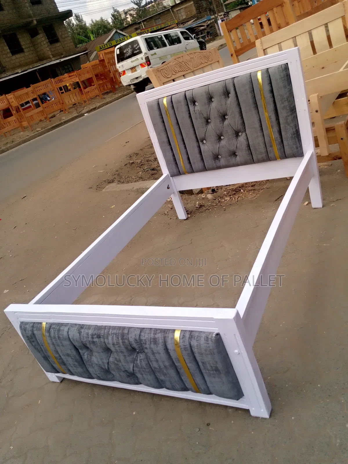Kingsize 4*6 Hardwood Framed Bed