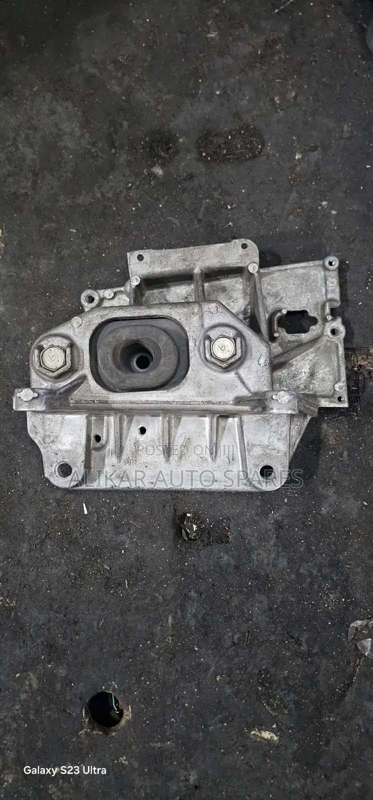 Nissan Note Gear Mounting Tiida/ Note