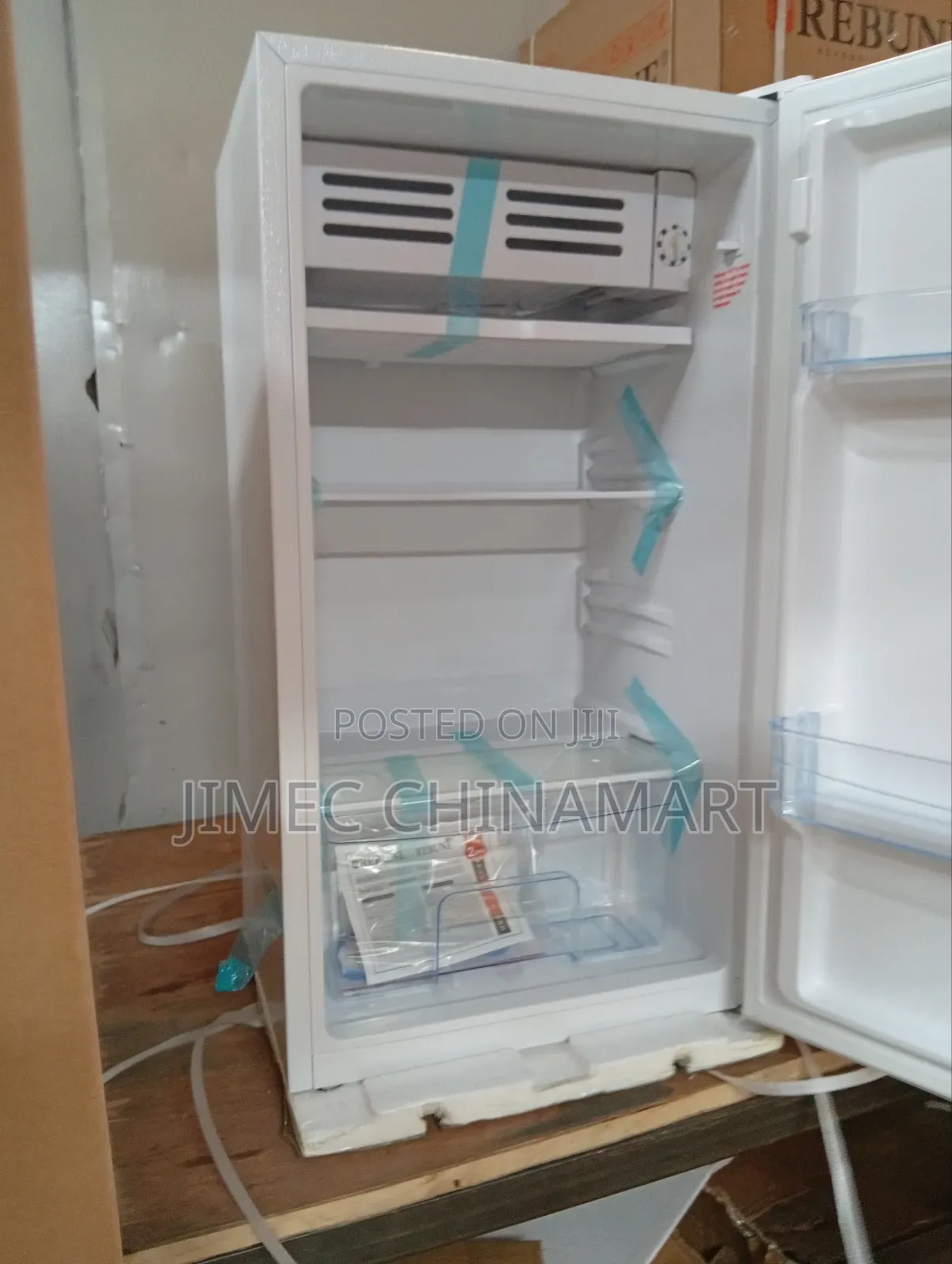 85l White Rebune Refrigerator