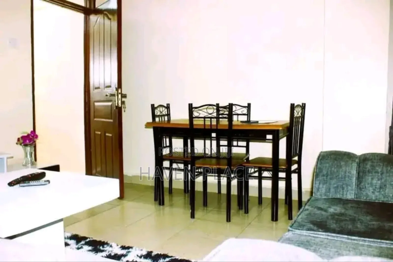 Fully Furnished 1 Bedroom Night
Ruiru Kihunguro 500m Zetech Uni