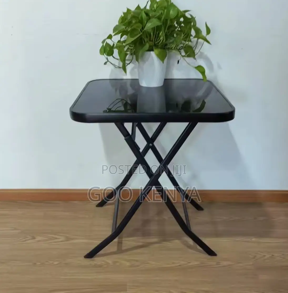 Home Table; Square Weather-Resistant Outdoor Glass Coffee Table