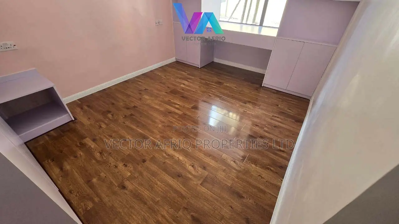 3bdrm Apartment in Korompoi, Kitengela for sale