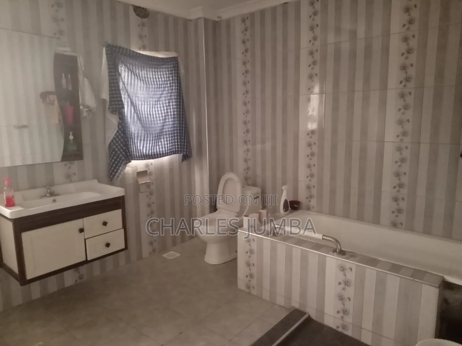 5bdrm Maisonette in Safaricom 2, Kitengela for rent