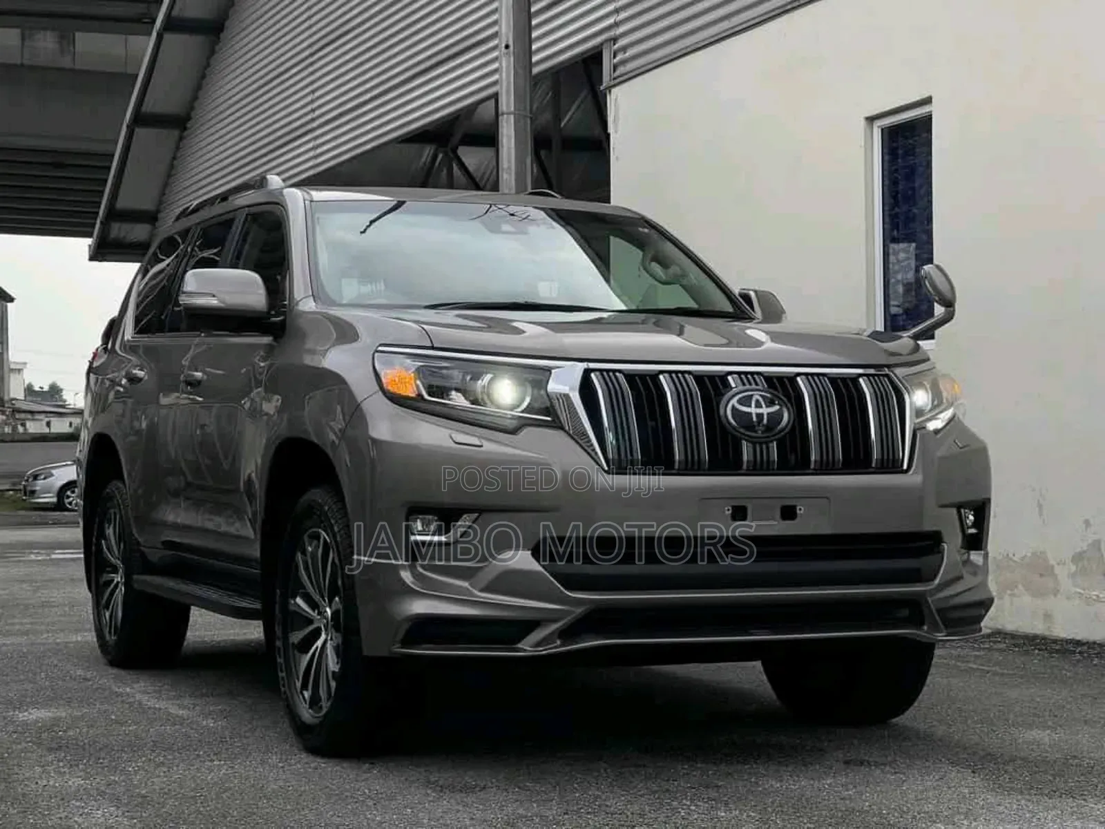 Toyota Land Cruiser Prado 2.8 2020 Gold