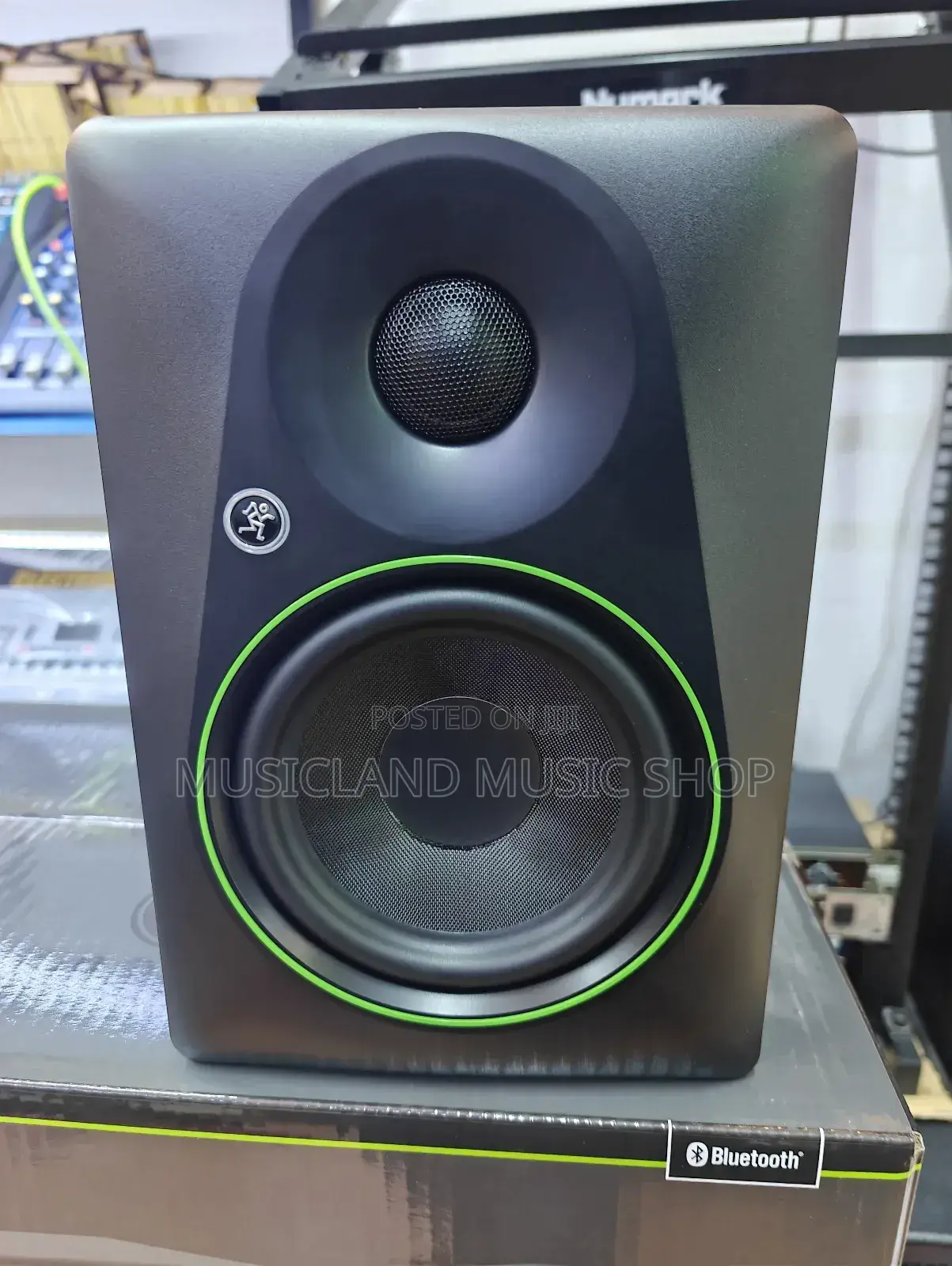 Mackie Cr8bt Powered Studio Monitor