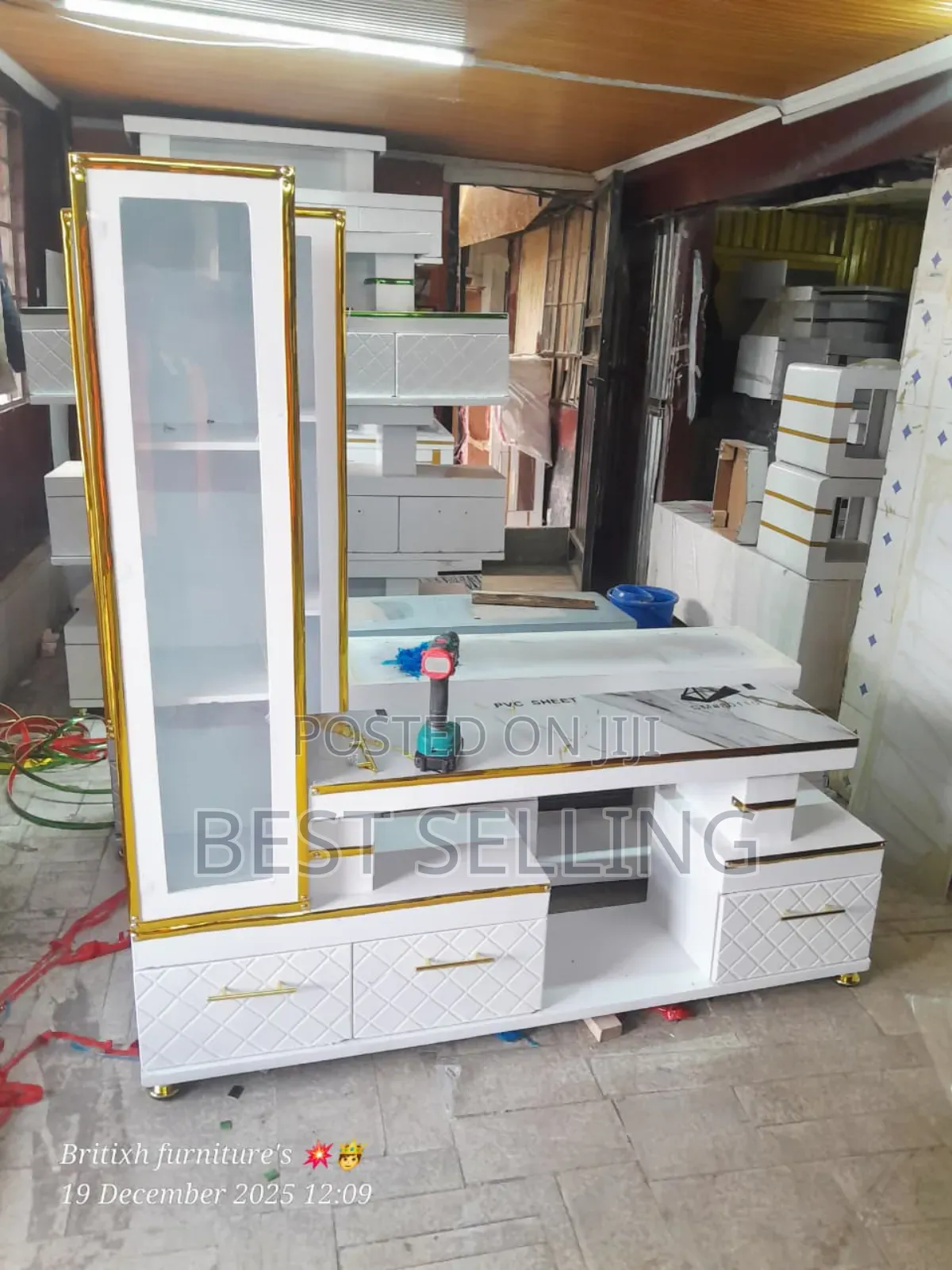 Tv Stand With Mirror