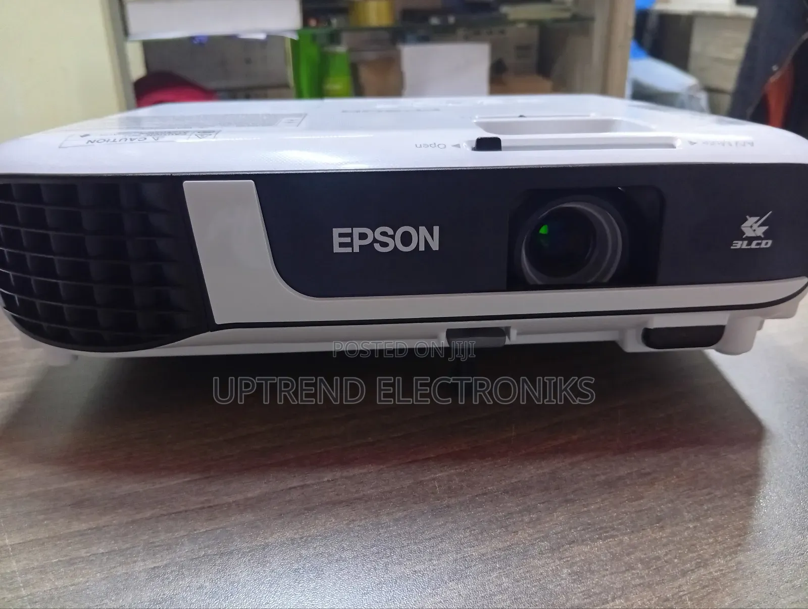 Epson Eb-W51 Wxga Projector – Built for Business Learning
