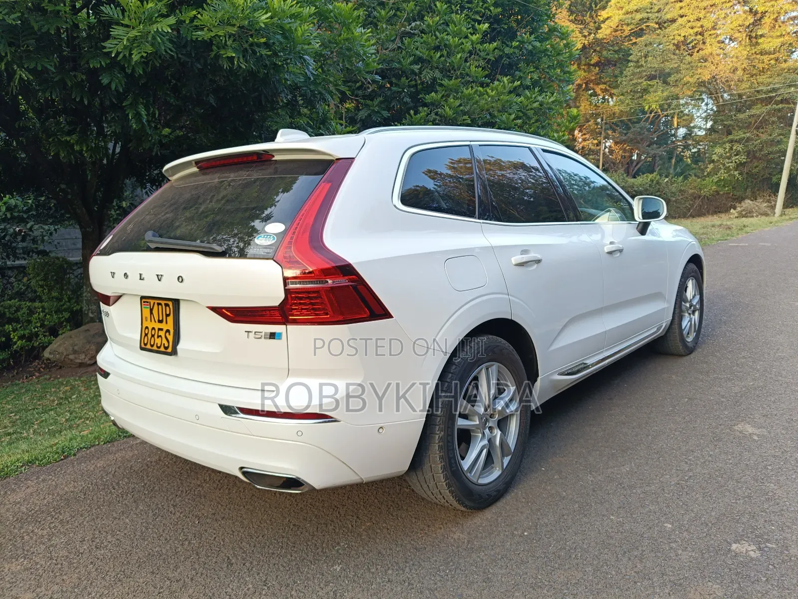 Volvo XC60 T5 Inscription AWD 2018 White