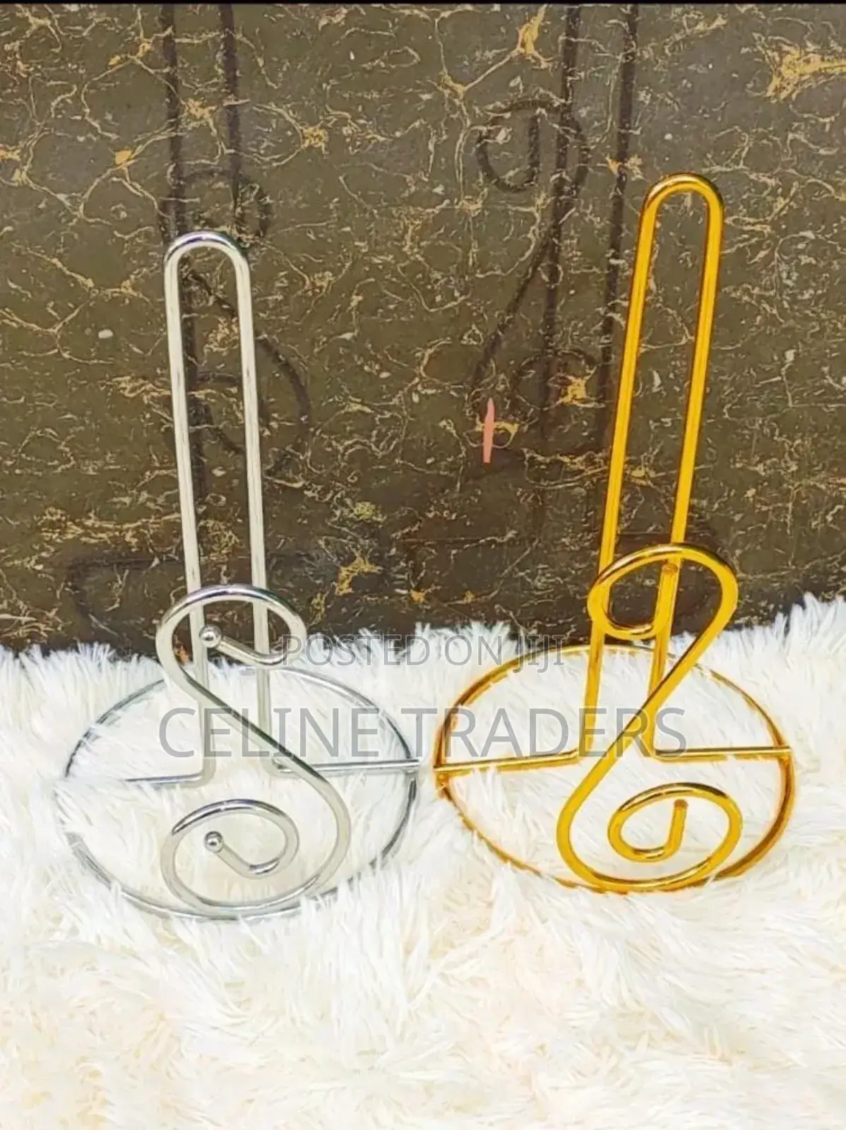 Tissue Holder Silver and Gold