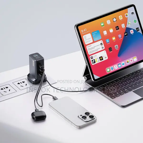 Powerology Ganex 100w Multi-Port Adapter