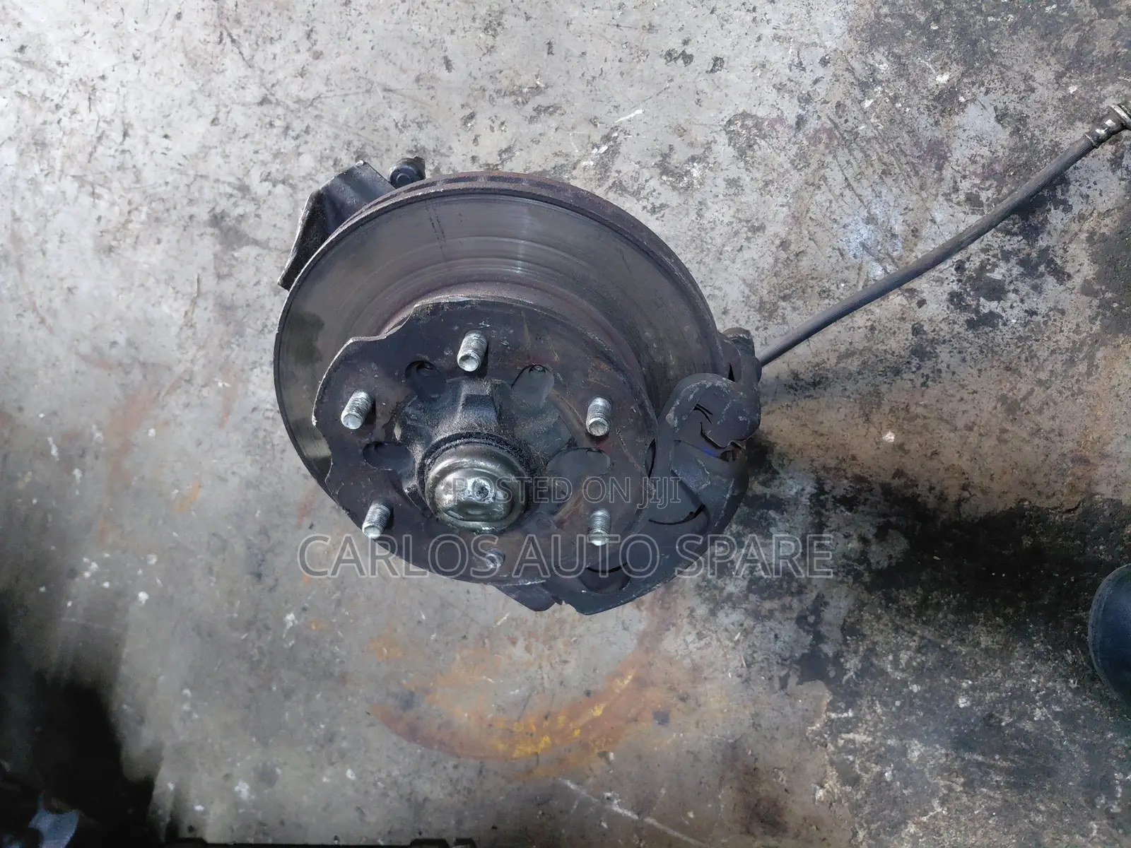 Front Hub Nissan Hard Body