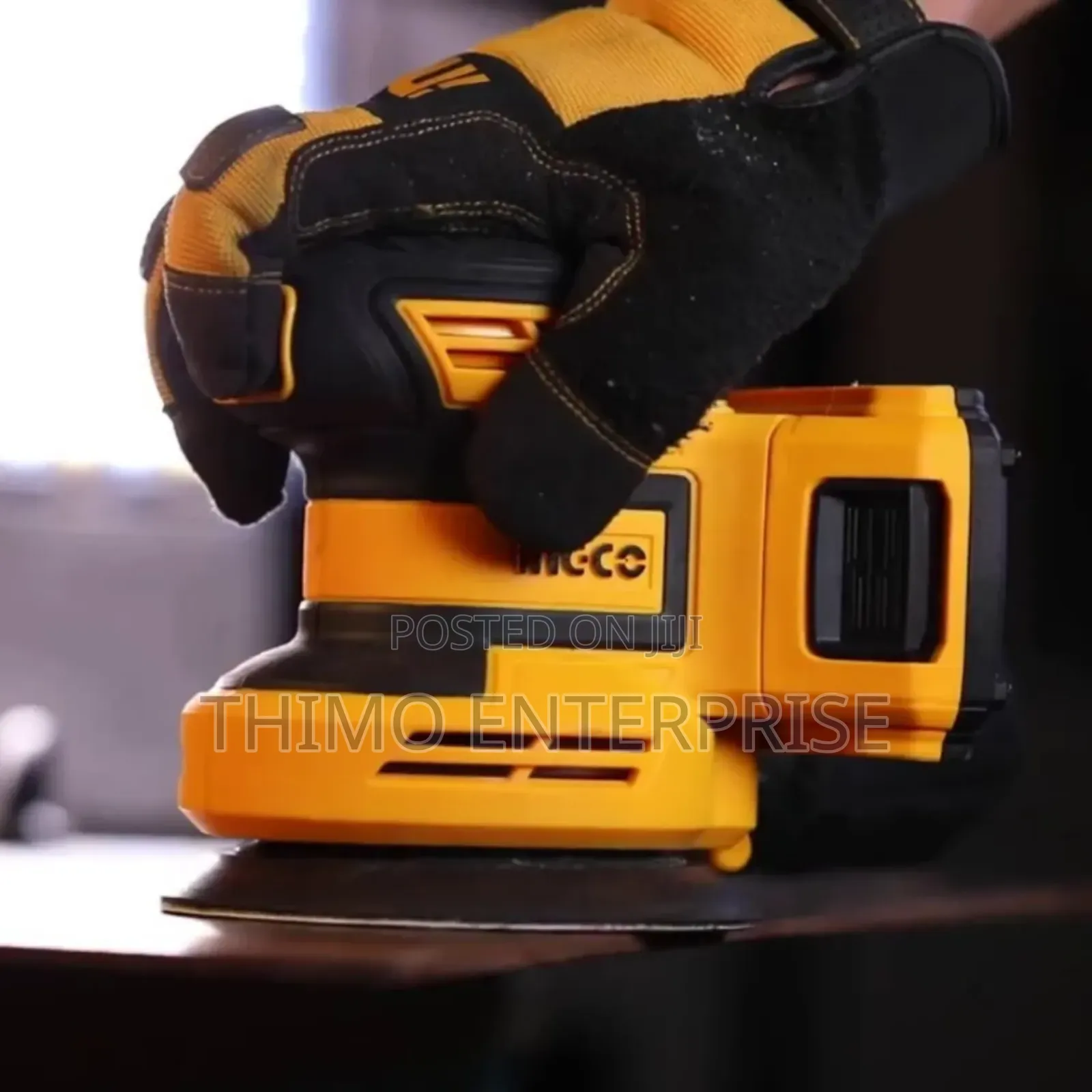 Cordless Orbital Sander