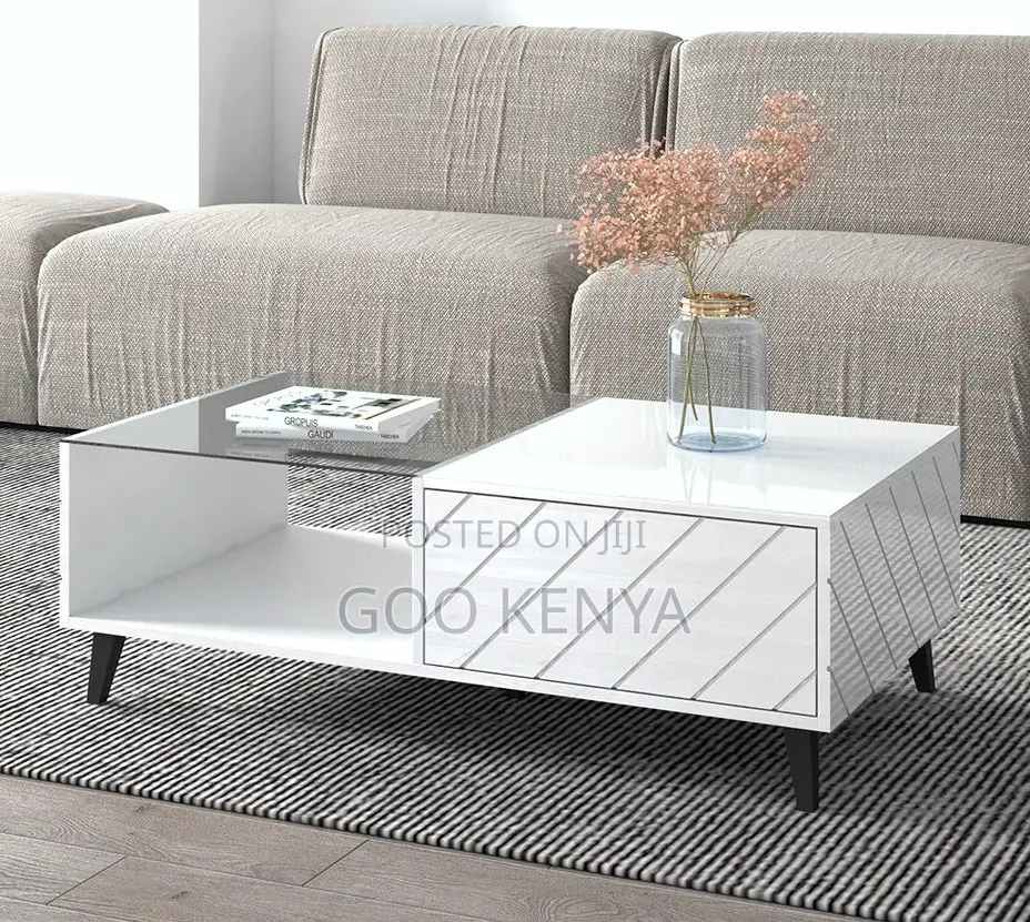 Home Table; Wooden Designer Center Table for Hotel Home Interiors
