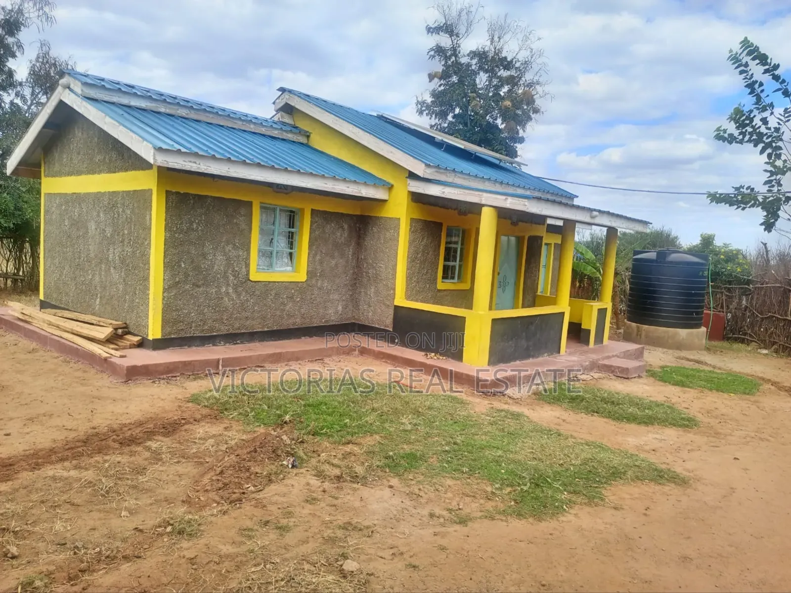 2bdrm Farm House in Kivaa for sale