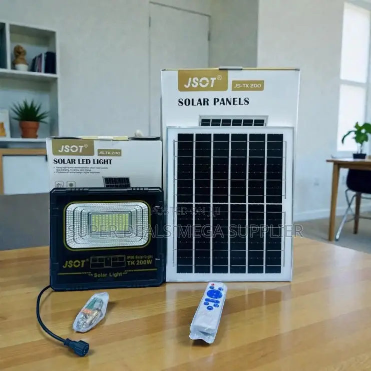 Top Quality Ip66 Dusk to Dawn 200w High Power Led Solar Flood Light