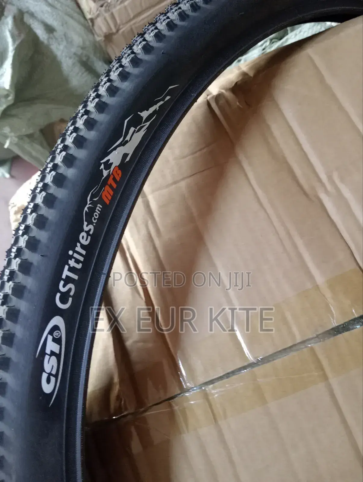 Cst 26x2.35 C1820