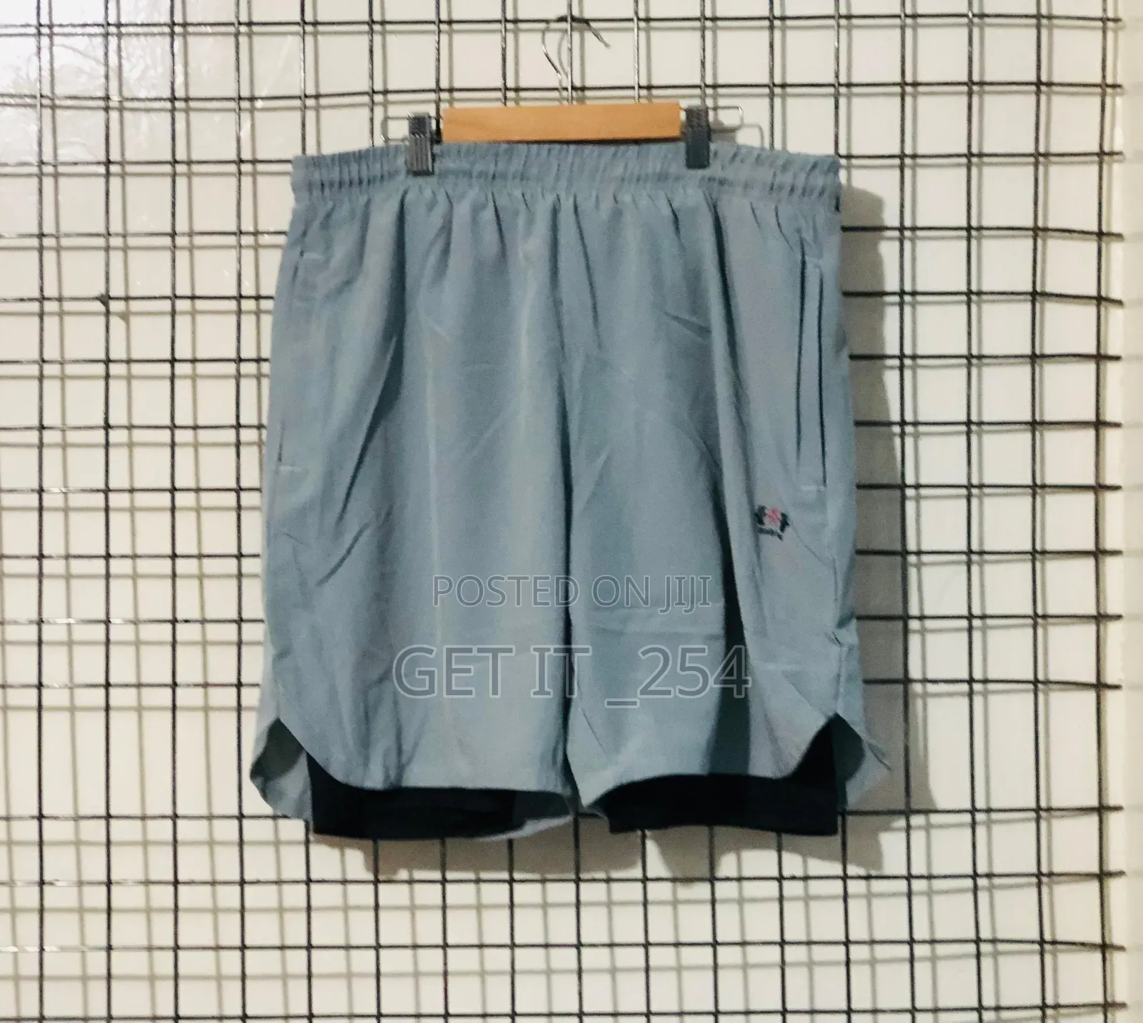Short Whit Tight
