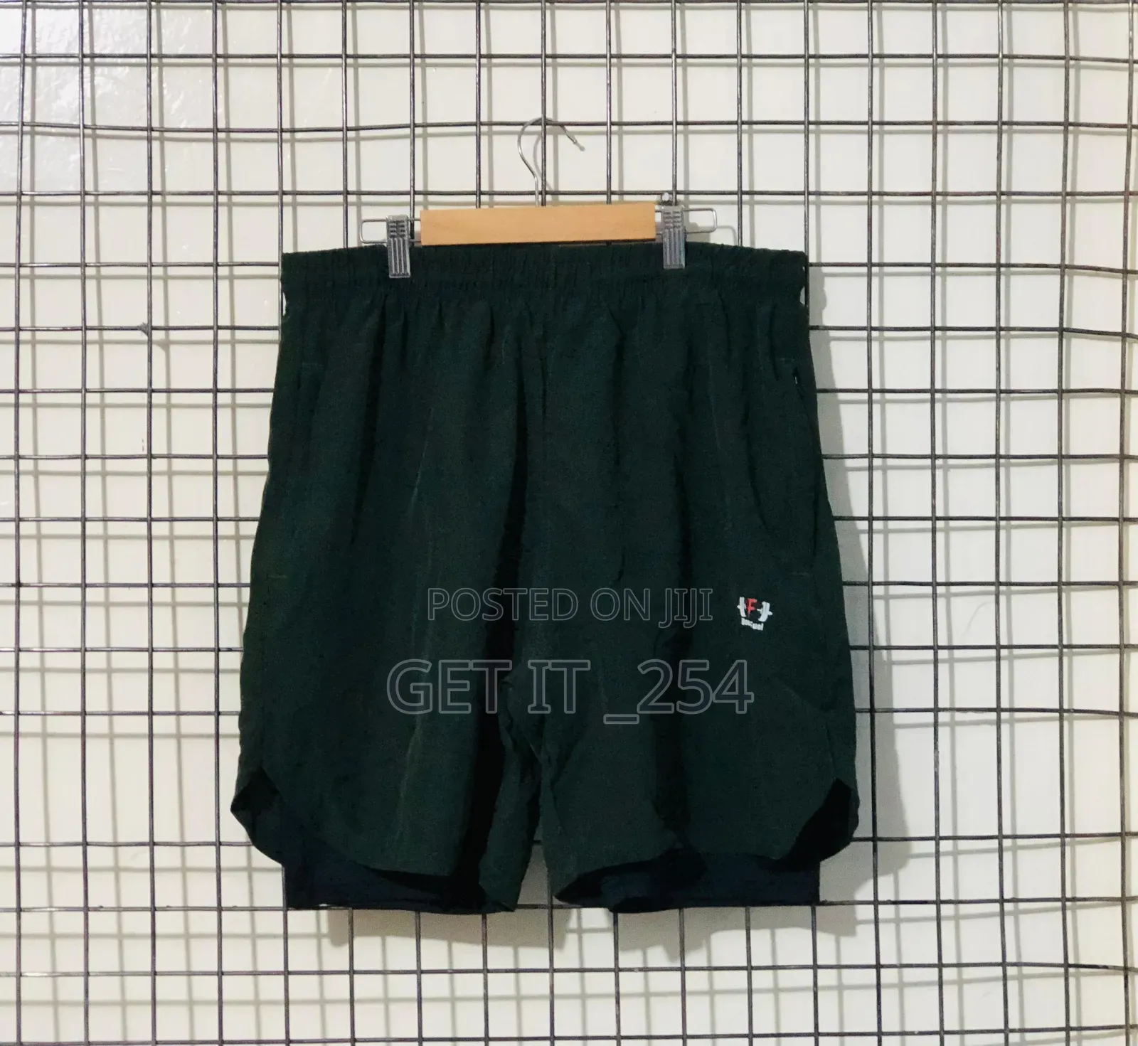 Short Whit Tight