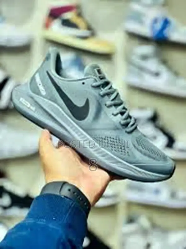 Nike Air Zoom Sports Sneakers – Everyday Wear Workout
