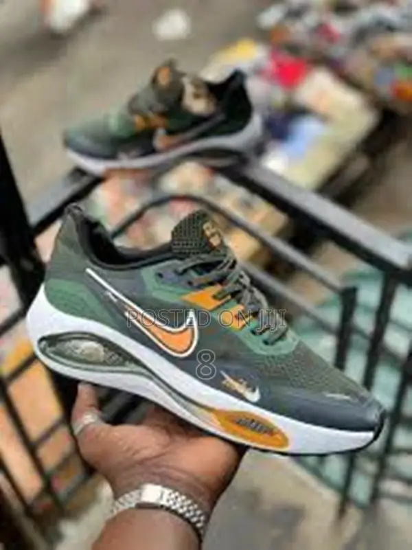Nike Air Zoom Running Shoes – Smooth Ride Energy Return