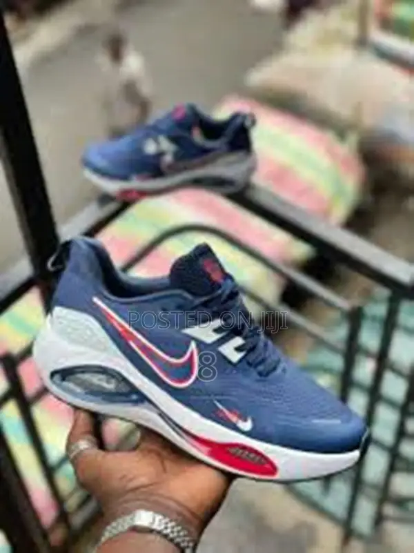 Nike Air Zoom Shoes – Lightweight Comfort for Daily Wear