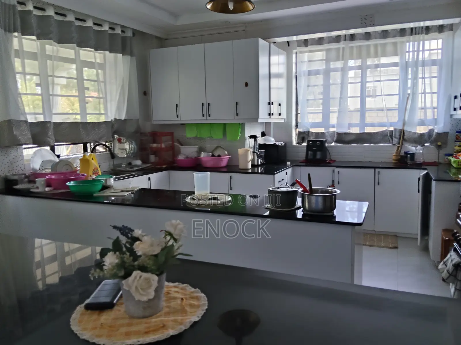 4bdrm Mansion in Elgonview for sale