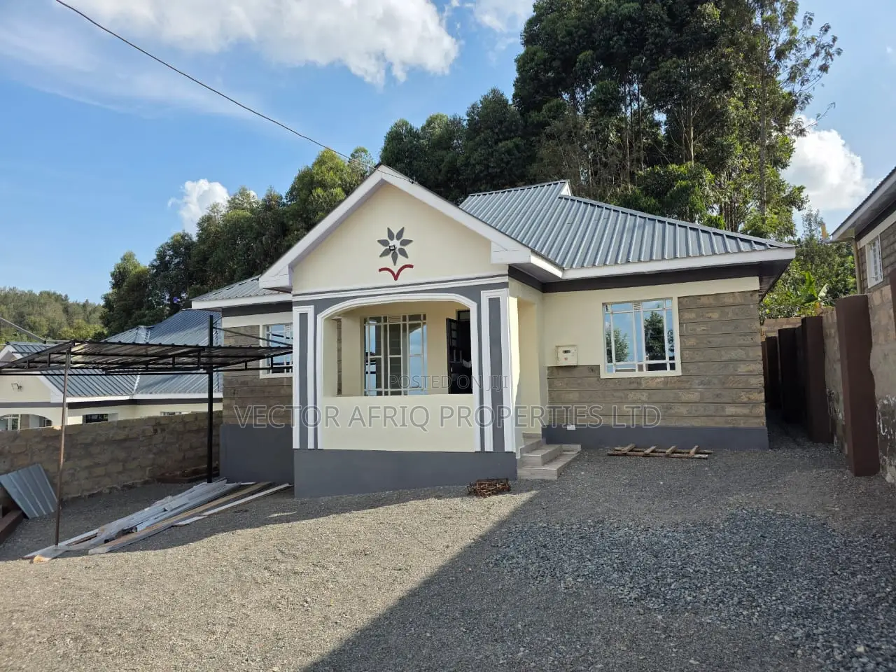 3bdrm Bungalow in Matasia for sale