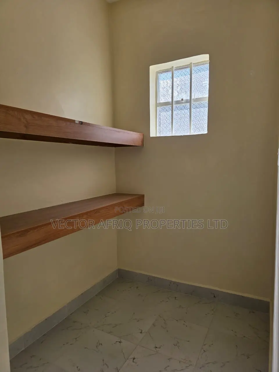 3bdrm Bungalow in Matasia for sale