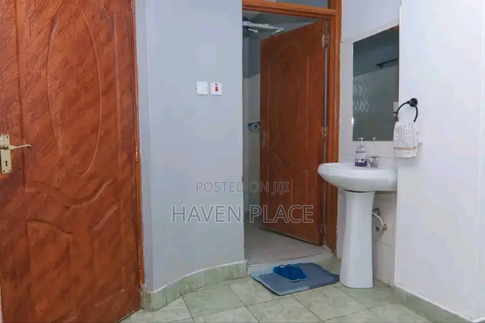 Gfurnished 1 Bedroom Apartment Located Near Buffalo Mall.