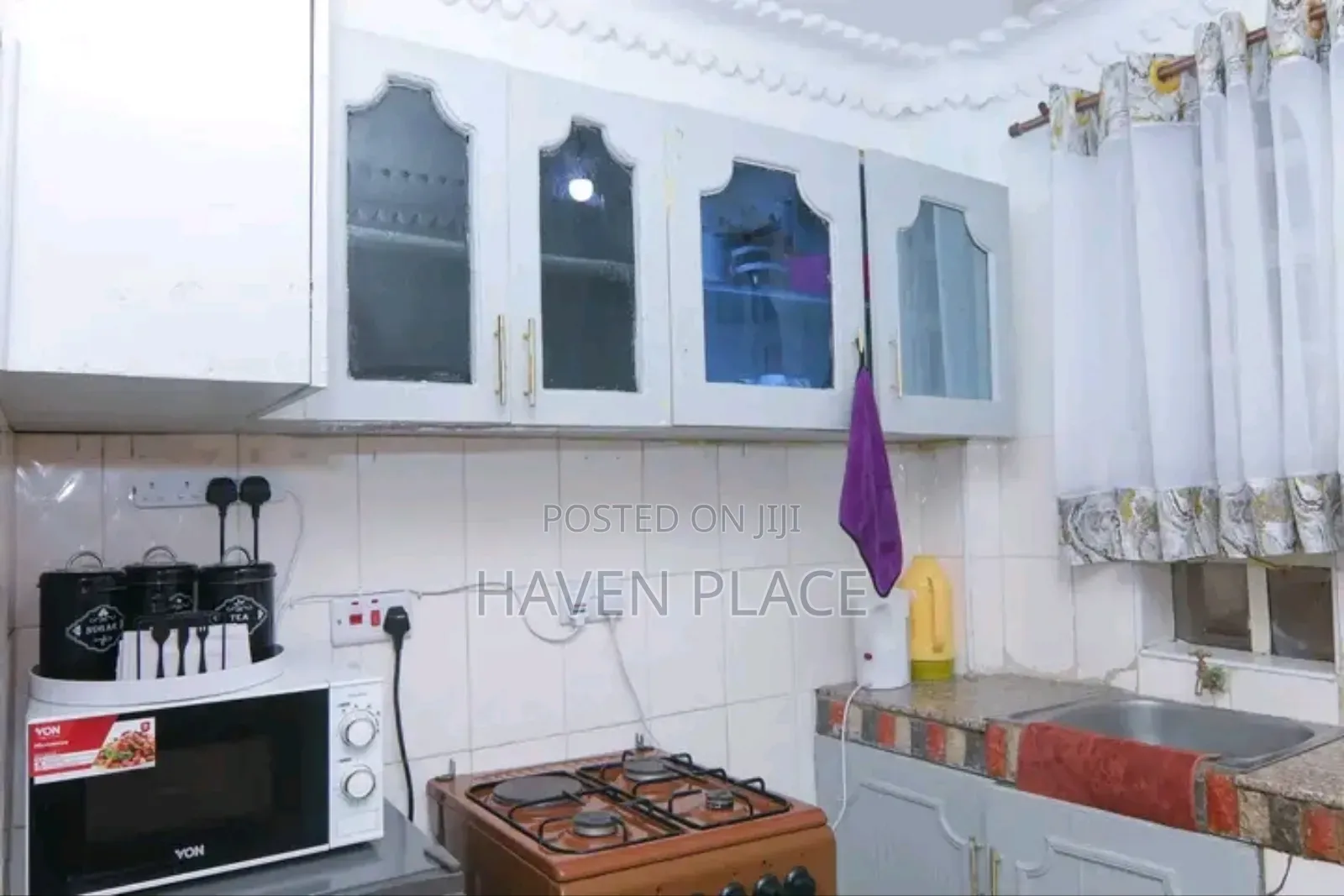 Gfurnished 1 Bedroom Apartment Located Near Buffalo Mall.