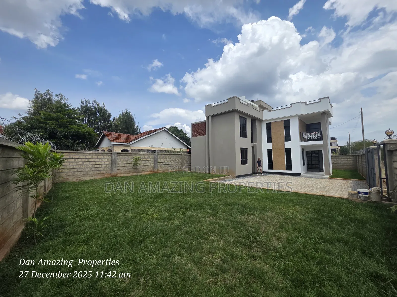 4bdrm Maisonette in Rongai Plus Dsq, Nkoroi for sale