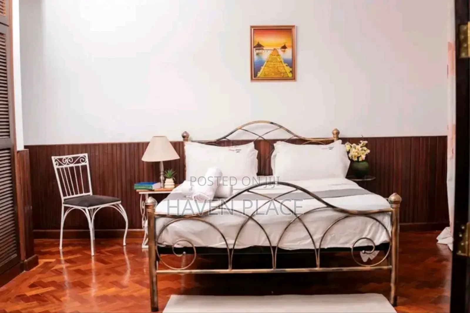 Fully Furnished 2 Bedroom Westgate Mall